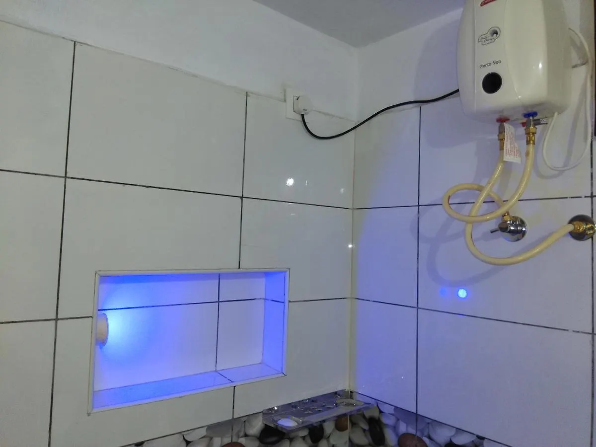 Arivaram Homestay Kaniyambetta 0*,  India